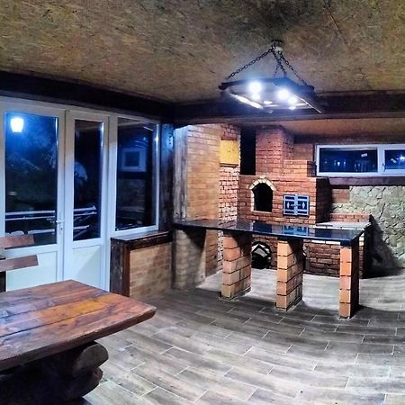 Шаленарозі Migovo Bagian luar foto
